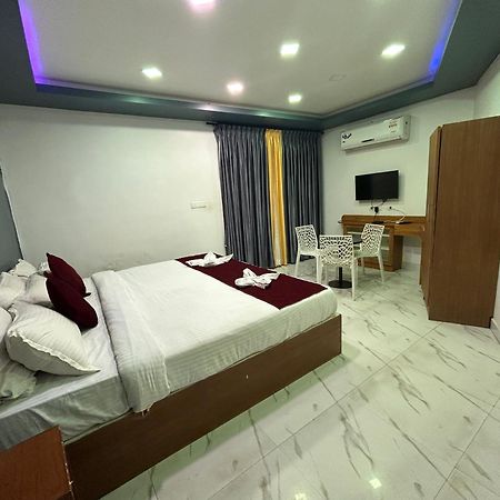 G Hotel Kottakuppam Экстерьер фото