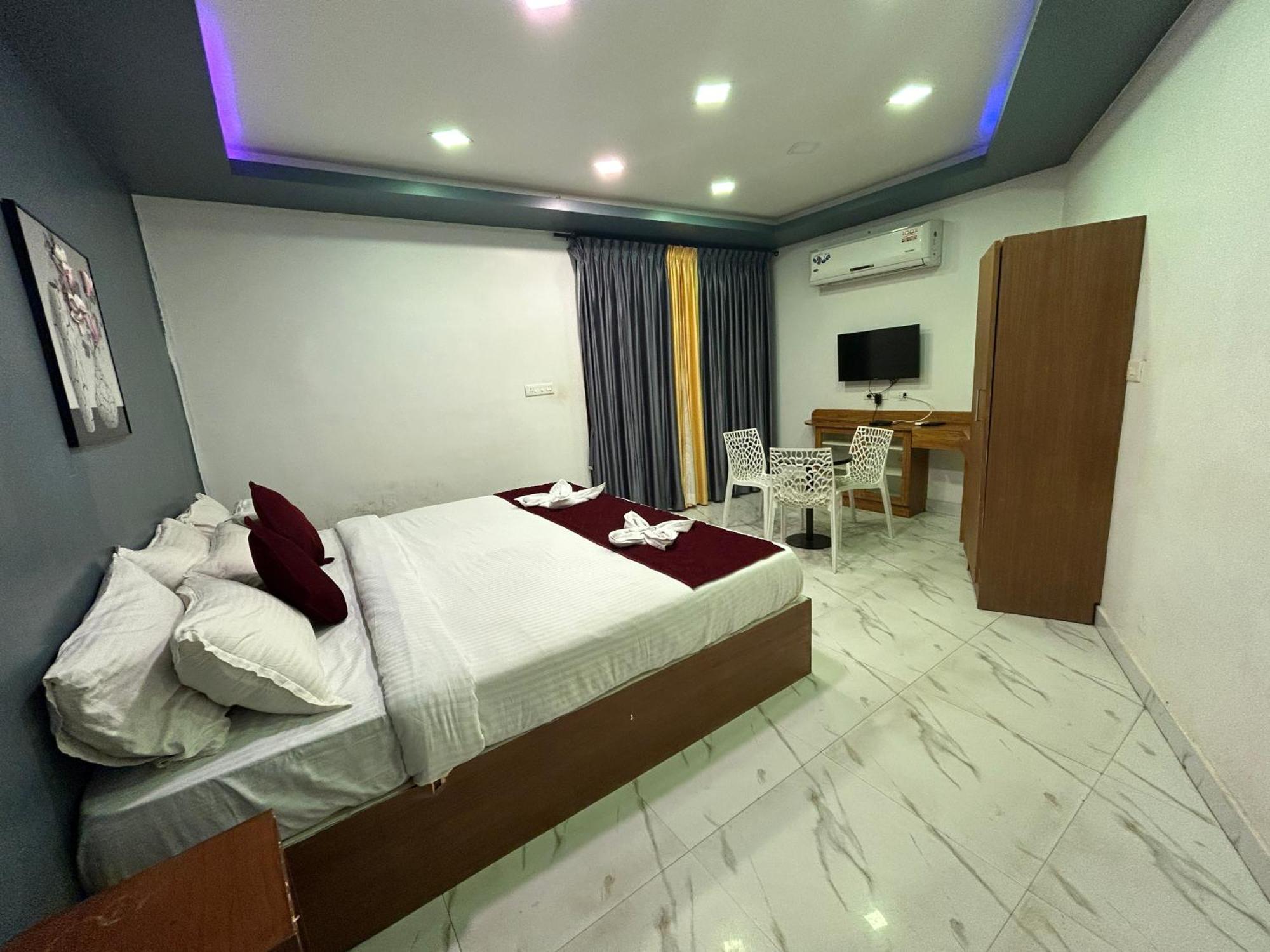 G Hotel Kottakuppam Экстерьер фото